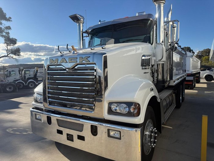 2025 Mack Trident