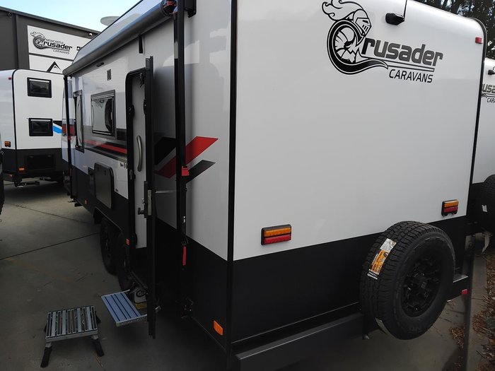 2026 Crusader Lifechanger Passage Cafe Dinette My26 Price Reduced!