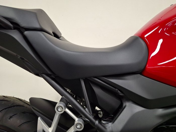 2026 Honda CB1000 HORNET SP Red