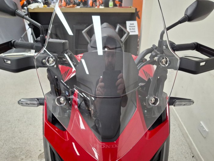 2026 Honda CB1000 HORNET SP Red