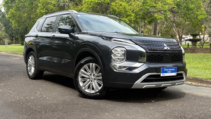 2024 Mitsubishi Outlander