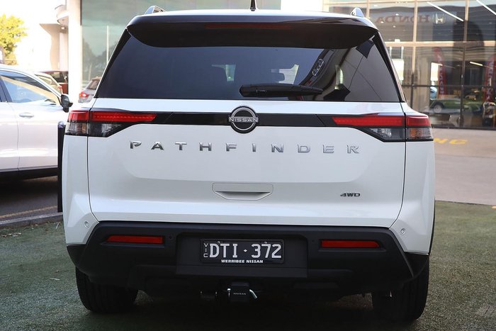 2024 Nissan Pathfinder Ti