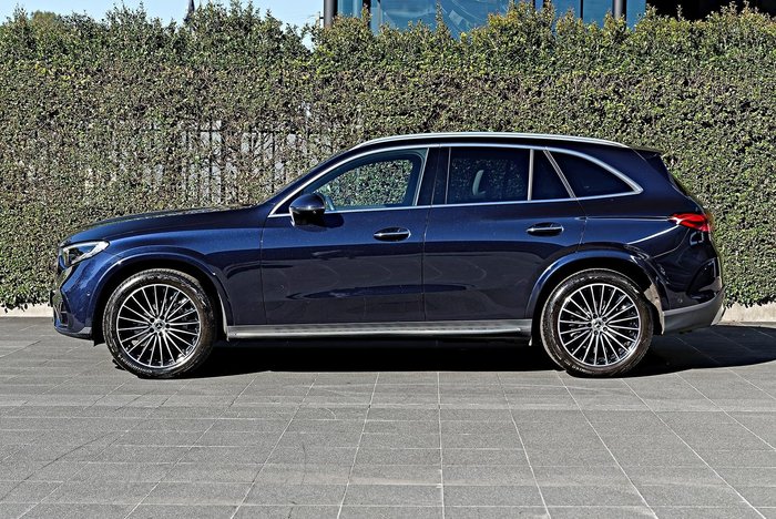 2023 Mercedes-Benz GLC-Class GLC300