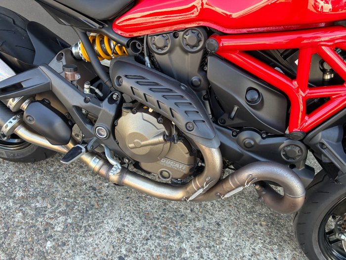 2017 Ducati MONSTER 821 RED
