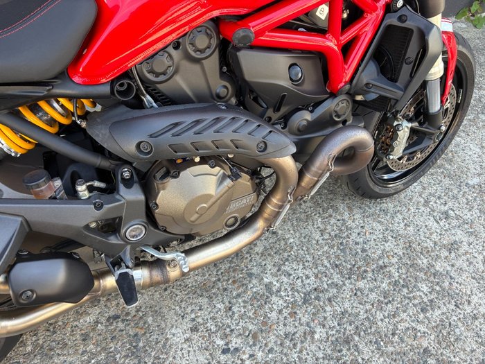 2017 Ducati MONSTER 821 RED
