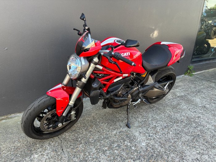 2017 Ducati MONSTER 821 RED