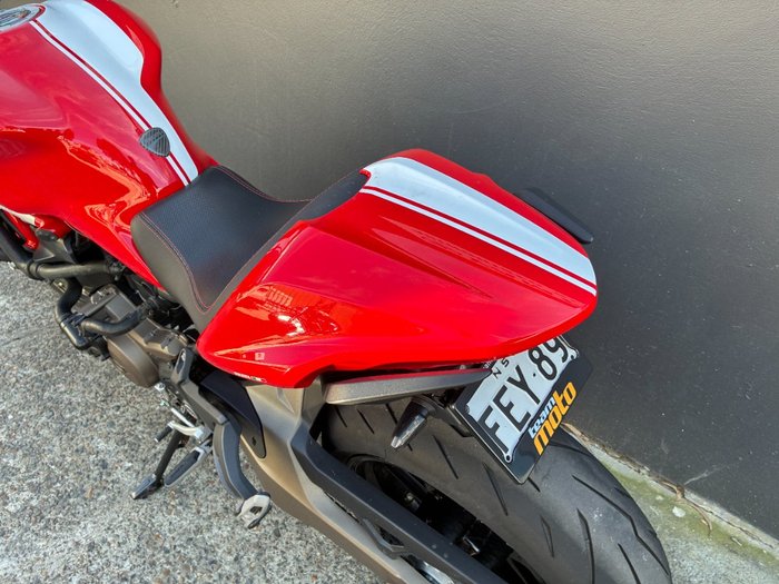 2017 Ducati MONSTER 821 RED