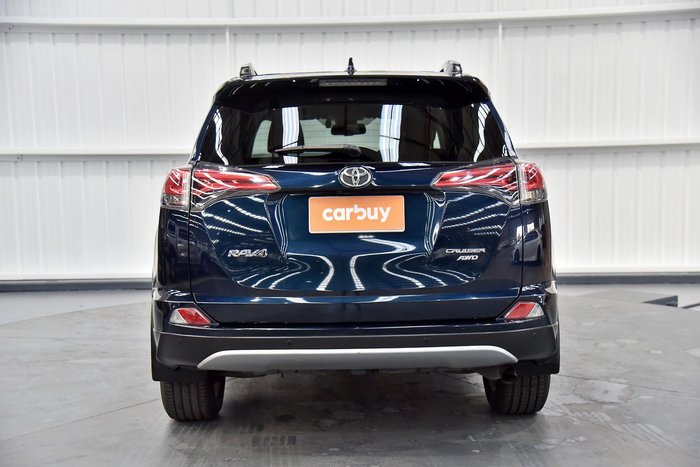 2018 Toyota RAV4 Cruiser