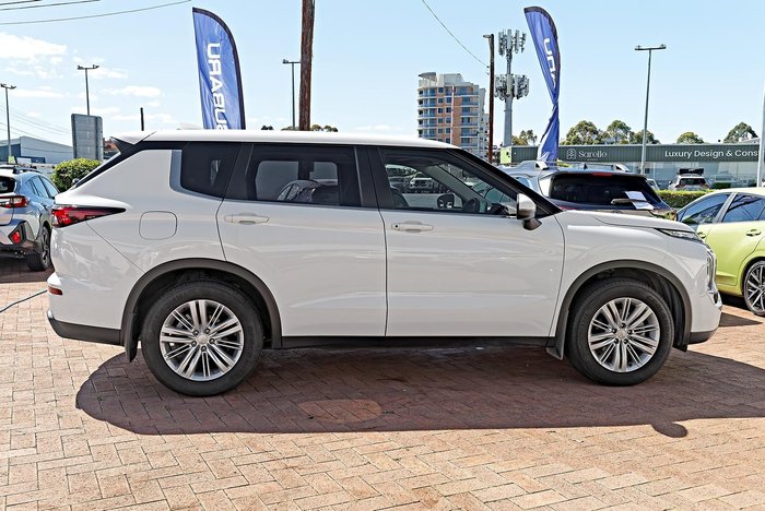 2023 Mitsubishi Outlander