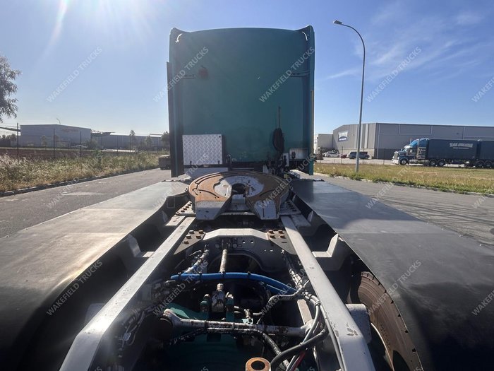 2014 Kenworth T909