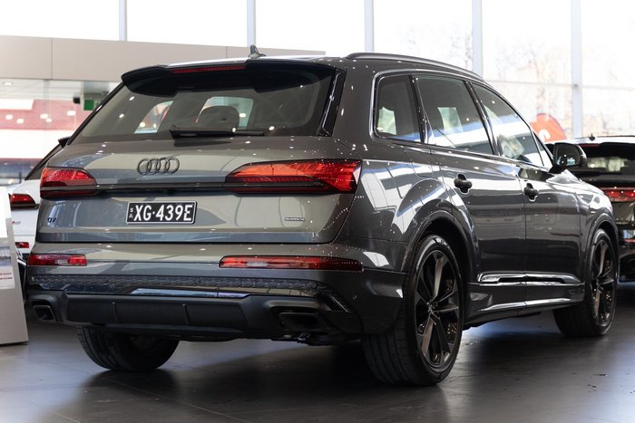 2026 Audi Q7 TFSI 185kW S line edition