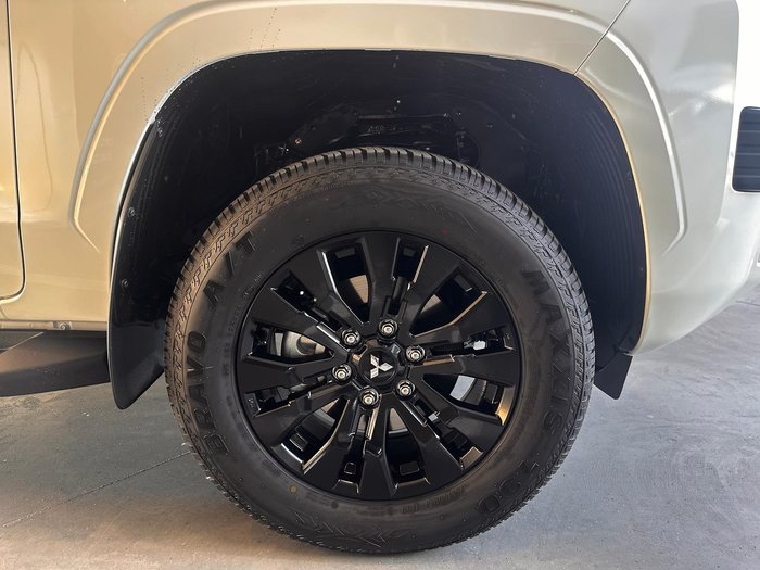 2026 Mitsubishi Triton GLX-R