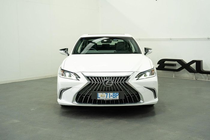 2023 Lexus ES 300h Luxury