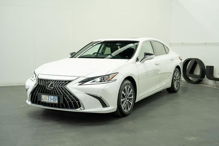 2023 Lexus ES 300h Luxury
