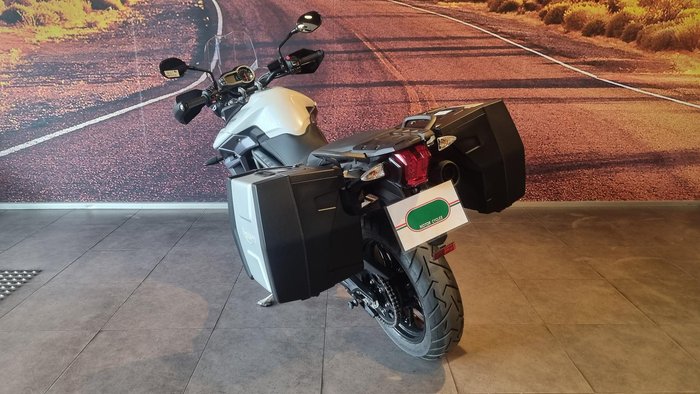 2016 Triumph Tiger 800 XRx Low Tiger White
