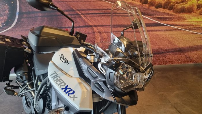 2016 Triumph Tiger 800 XRx Low Tiger White