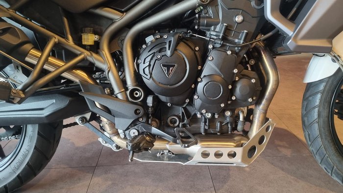 2016 Triumph Tiger 800 XRx Low Tiger White