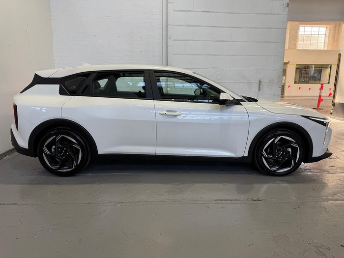 2025 Kia K4 Sport+
