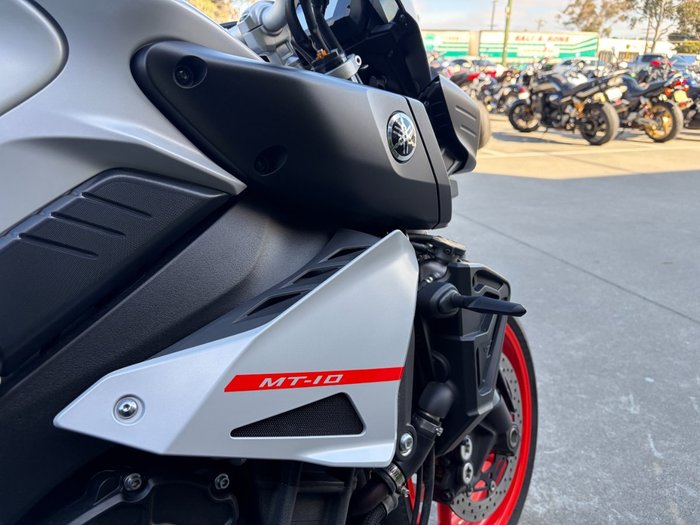 2019 Yamaha MT-10A Silver