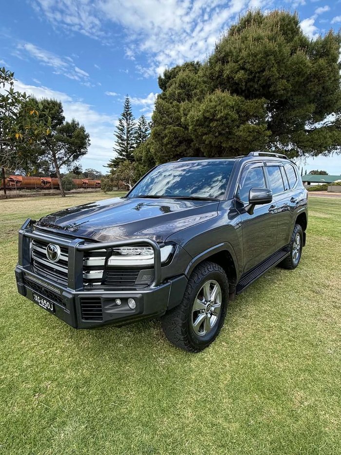 2024 Toyota Landcruiser