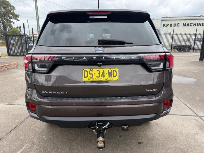 2023 Ford Everest Platinum