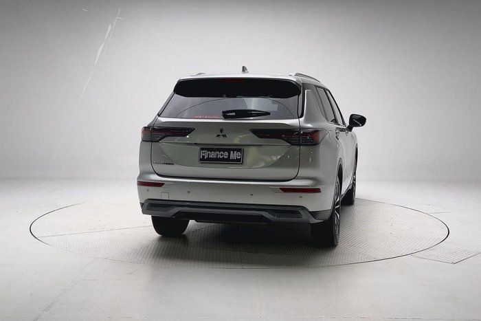 2025 Mitsubishi Outlander