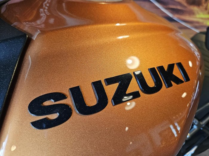 2026 Suzuki GSX-8T GSX-S Gold