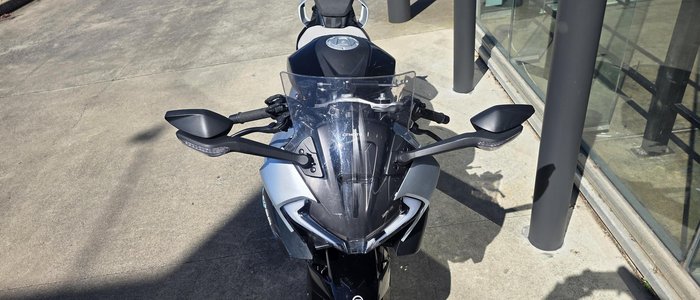 2025 CFMOTO 675SR-R SR Black