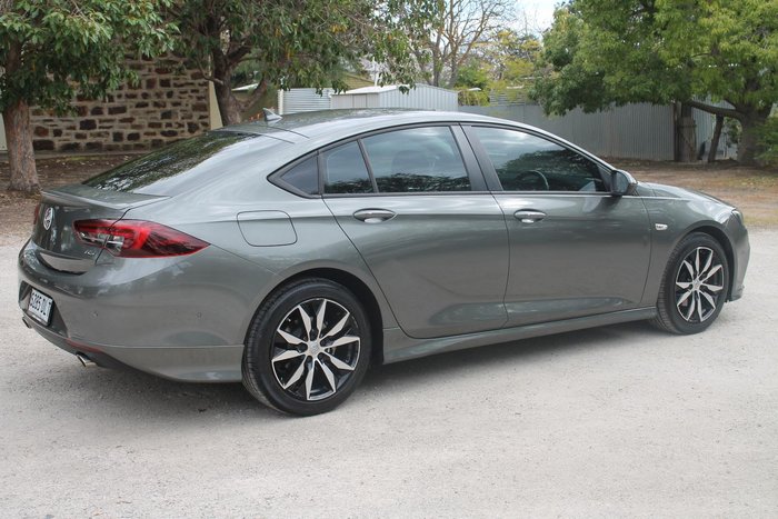 2018 Holden Commodore RS