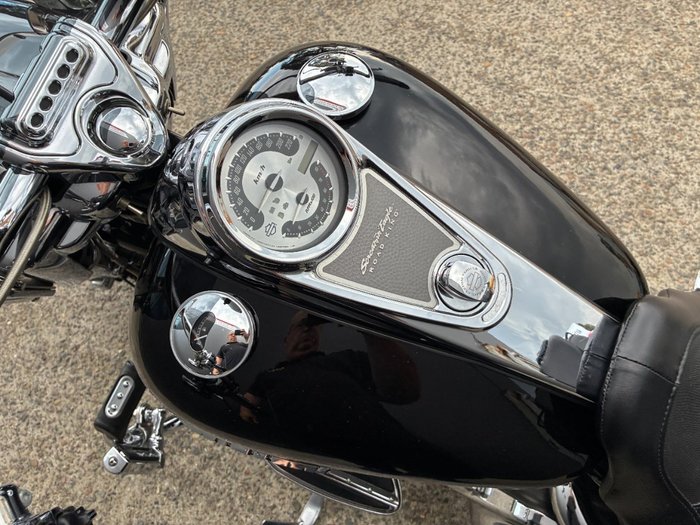 2008 HARLEY-DAVIDSON FLHRSE3 S/EAGLE ROAD KING BLACK
