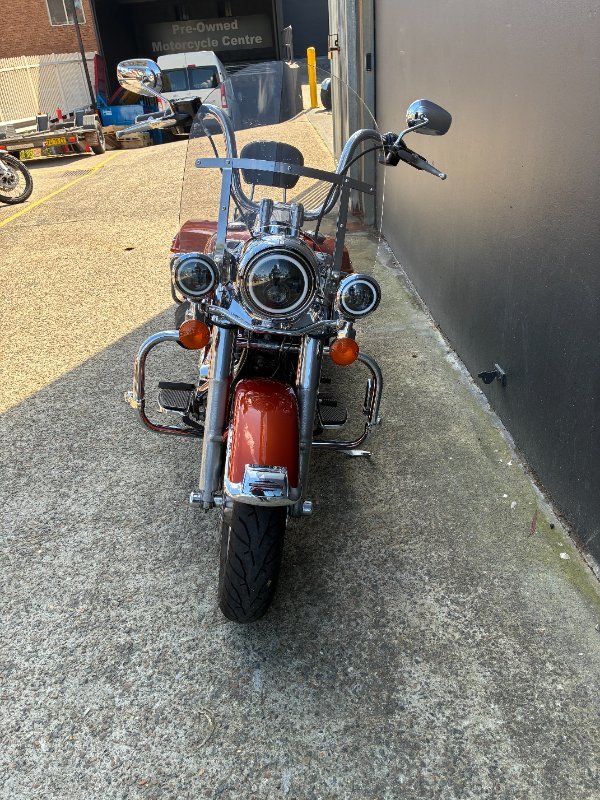 2011 HARLEY-DAVIDSON FLHR ROAD KING ORANGE