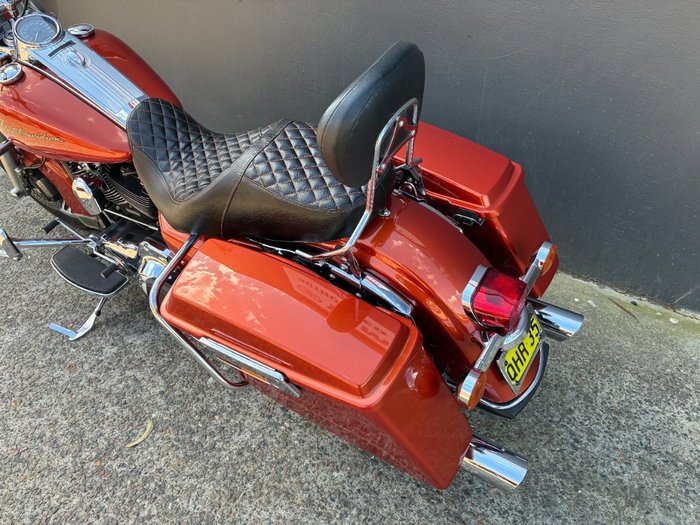 2011 HARLEY-DAVIDSON FLHR ROAD KING ORANGE