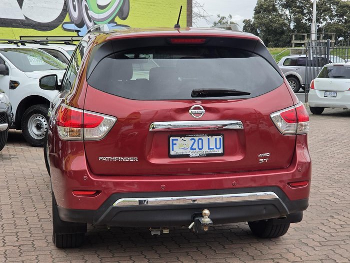 2015 Nissan Pathfinder ST
