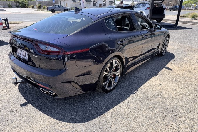 2018 KIA STINGER GT (BLACK LEATHER)