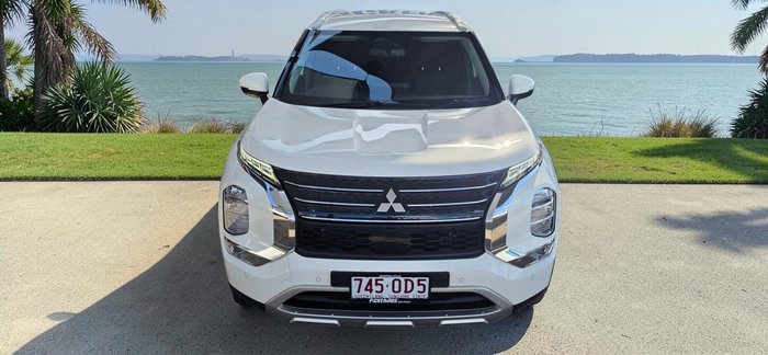 2024 Mitsubishi Outlander LS