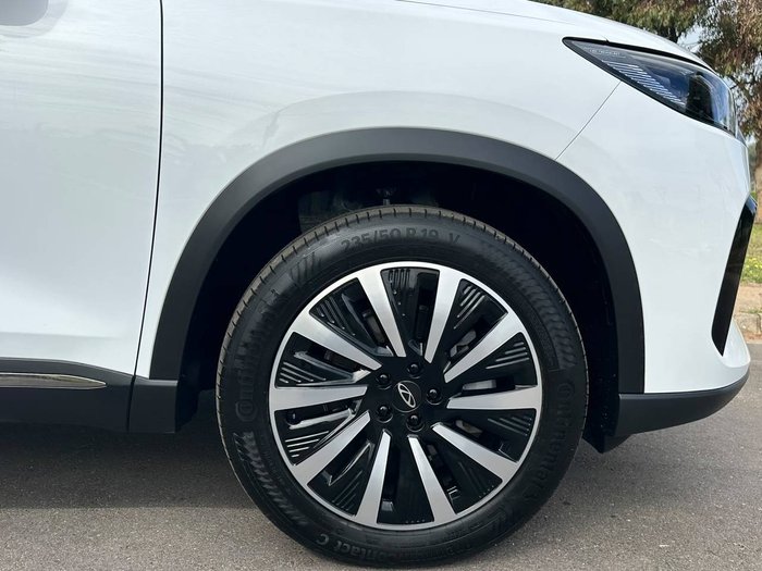 2025 Chery Tiggo 8 PRO MAX Super Hybrid DHT Ultimate