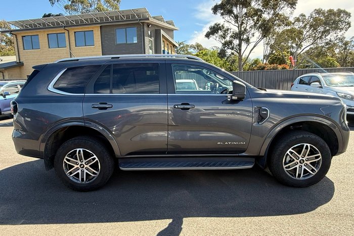 2023 Ford Everest Platinum