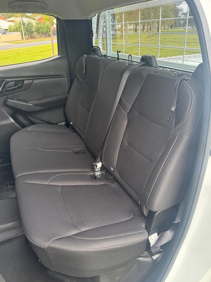 2021 Isuzu D-MAX SX MY21 4X4 Dual Range Mineral White