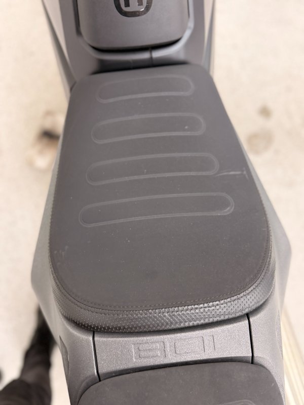 2024 HUSQVARNA SVARTPILEN 801 Black