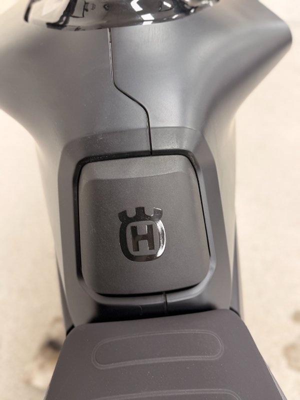 2024 HUSQVARNA SVARTPILEN 801 Black