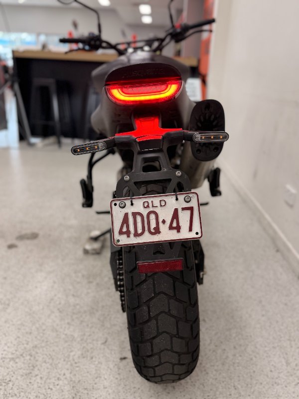 2024 HUSQVARNA SVARTPILEN 801 Black