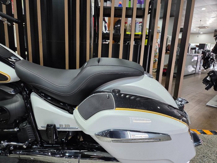 2023 BMW Motorrad R 18 ALPINE WHITE