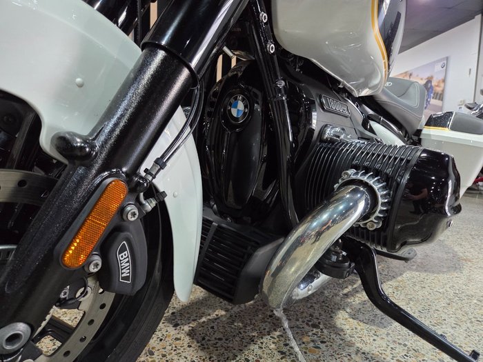 2023 BMW Motorrad R 18 ALPINE WHITE