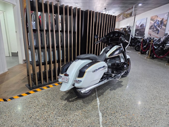 2023 BMW Motorrad R 18 ALPINE WHITE