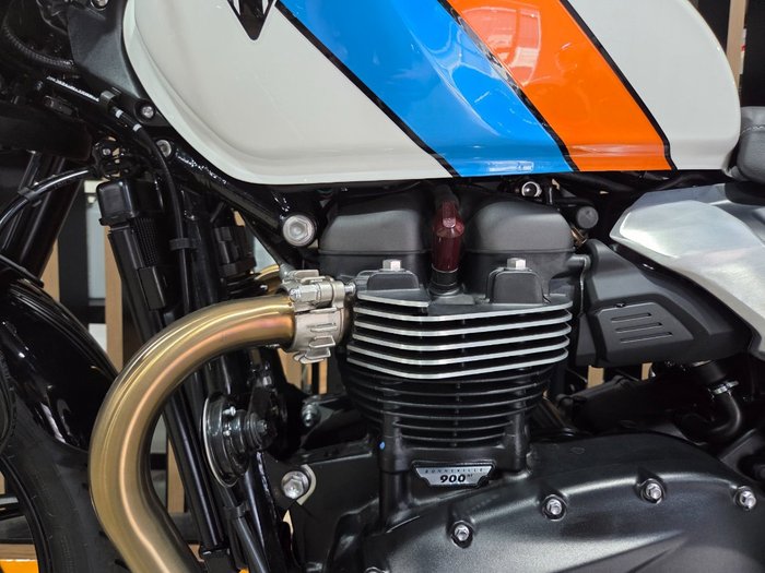 2026 Triumph BONNEVILLE SPEED TWIN Black