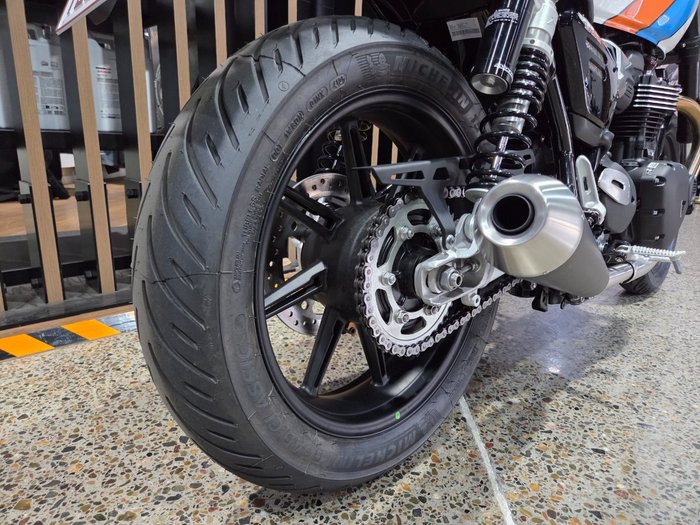 2026 Triumph BONNEVILLE SPEED TWIN Black