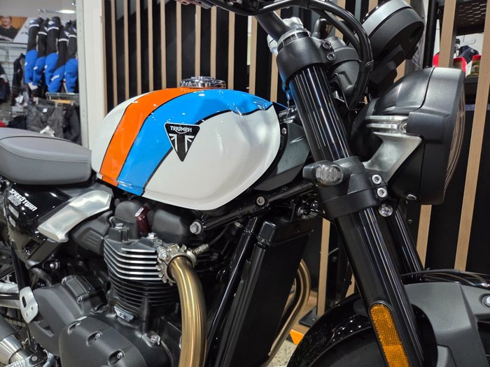 2026 Triumph BONNEVILLE SPEED TWIN Black