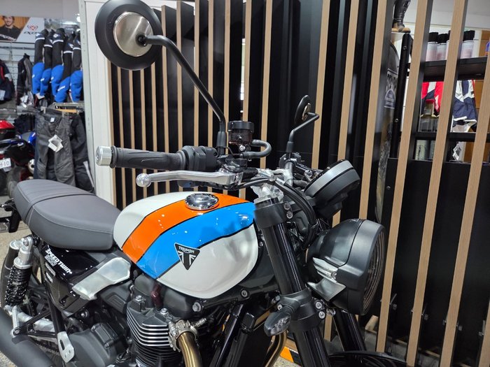 2026 Triumph BONNEVILLE SPEED TWIN Black