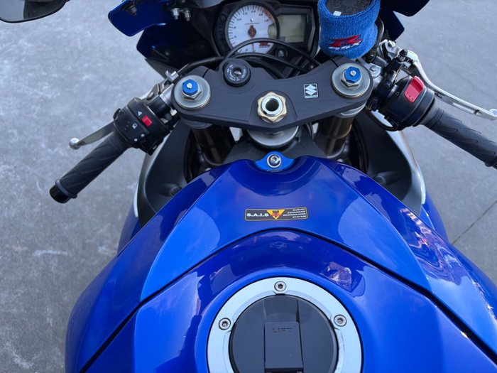 2006 Suzuki GSX-R600 Blue / White