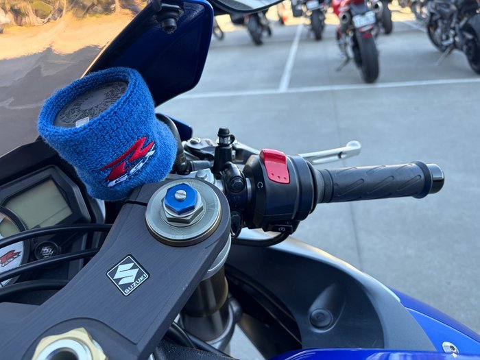 2006 Suzuki GSX-R600 Blue / White